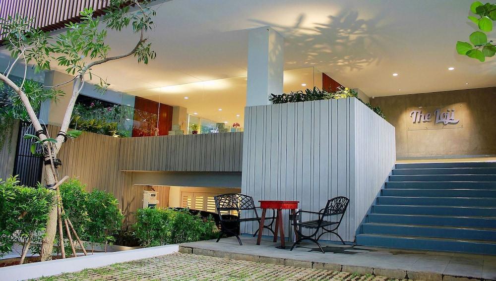 Zen Rooms Patra Kuningan Syariah Jacarta Exterior foto